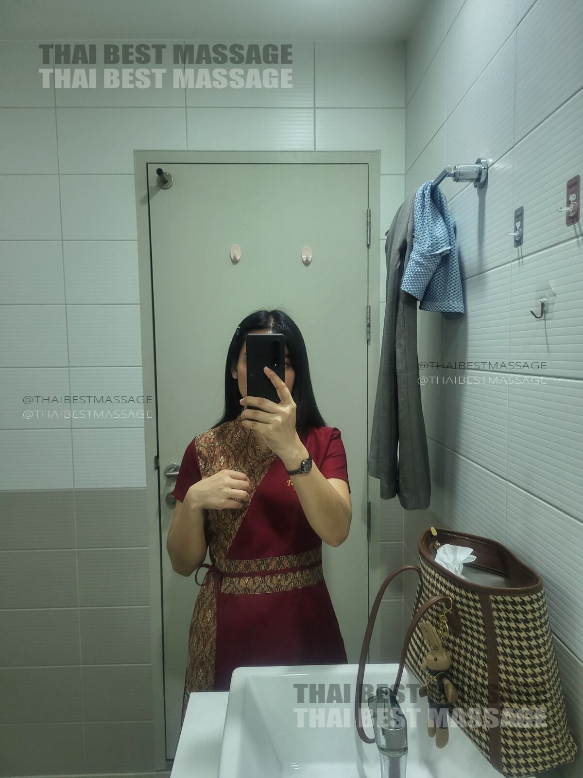 A Glimpse into a THAI BEST MASSAGE Outcall Service: Delivering Relaxation in Bangkok