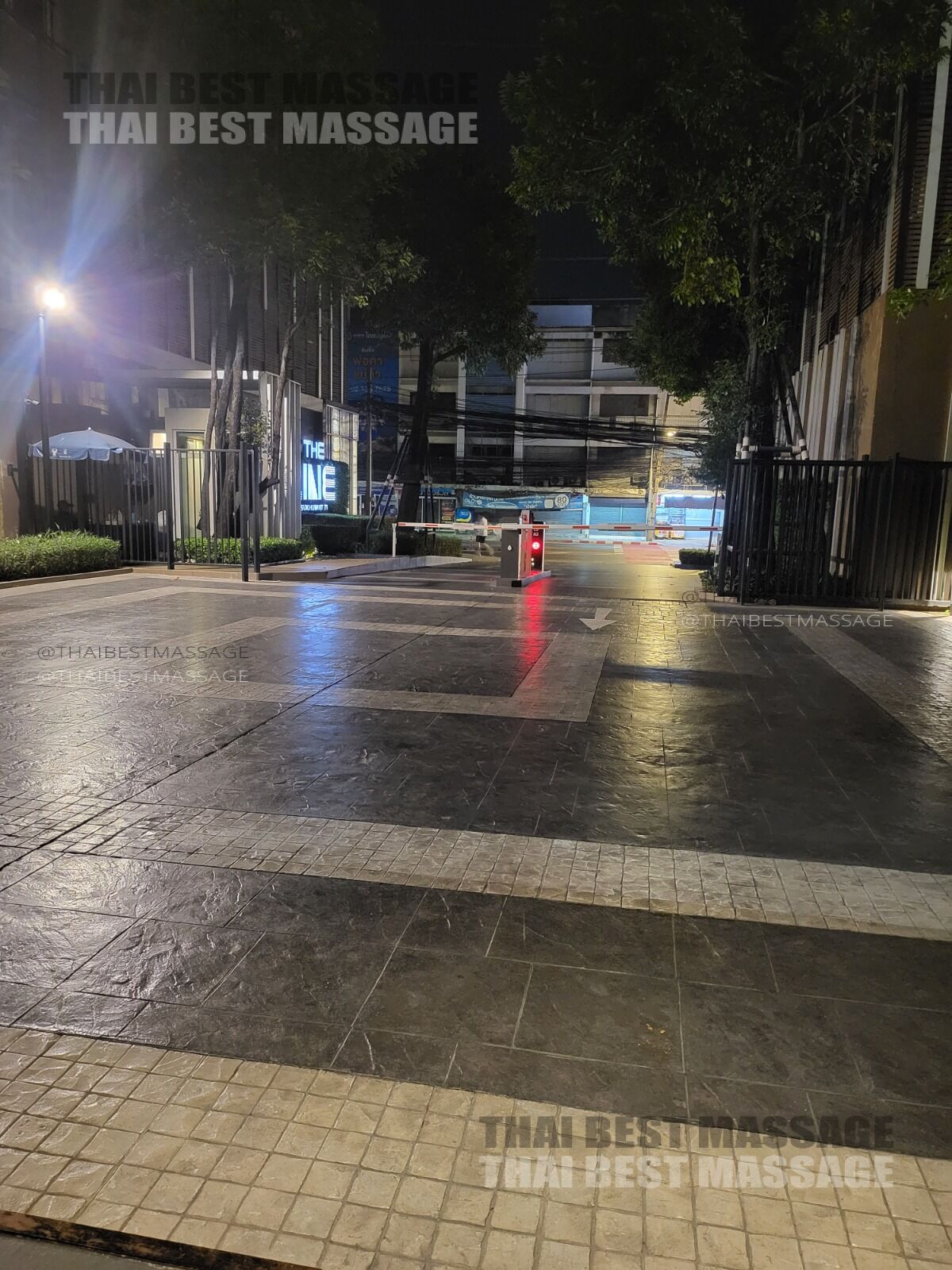 在 THE LINE Sukhumvit 71 的泰式按摩佈置