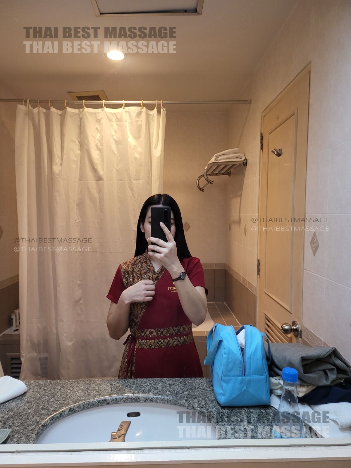 Thai Massage On-Demand: My Day Delivering Relaxation in Bangkok