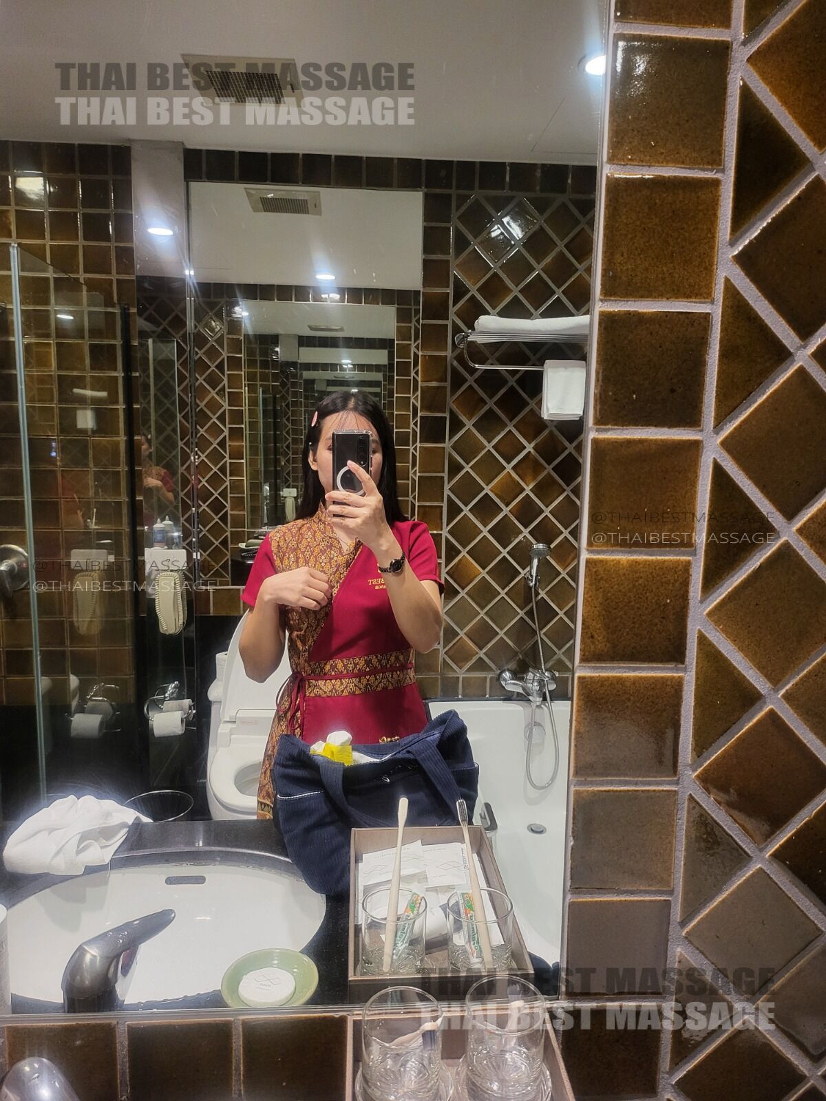 Thai Massage On Demand: My Night Delivering Relaxation in Bangkok