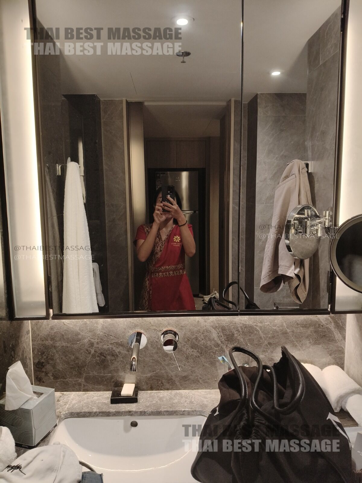 THAI BEST MASSAGE 按摩師 Jessie 抵達萬豪行政公寓