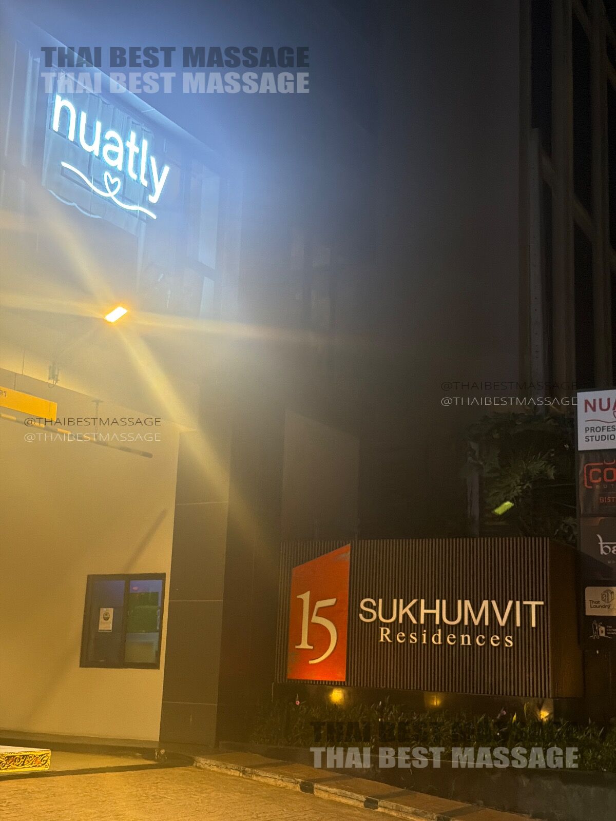 Aria performing a professional Thai massage at 15 Sukhumvit Residences.